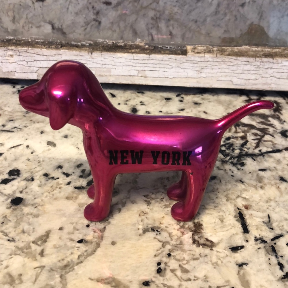 Victoria Secret Pink New York Dog